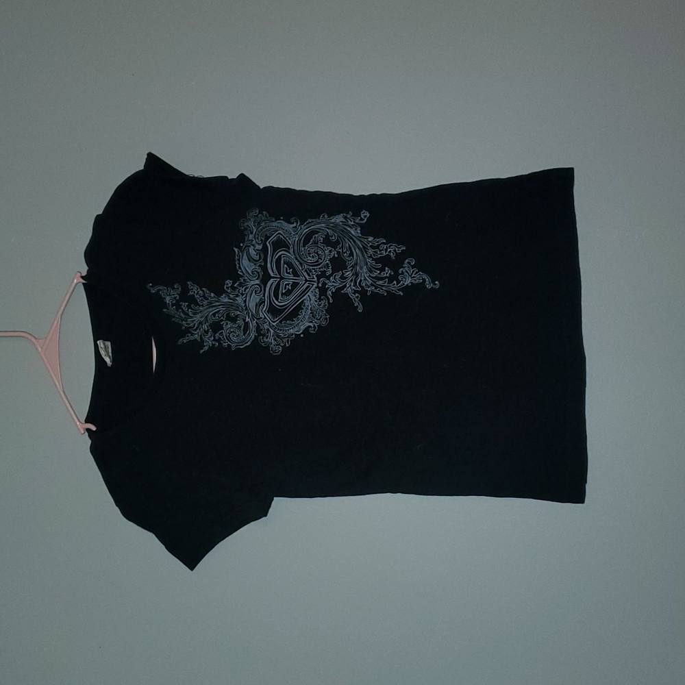 Graphic tee